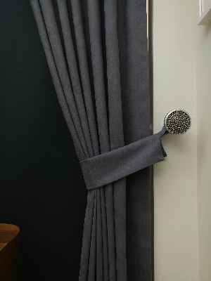 Gri Renk Düz Pileli Fon Perde- Gri-Füme-Antrasit 70cm X 260cm 