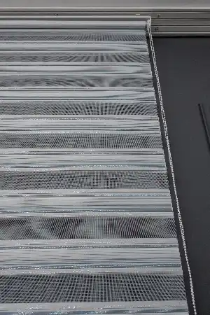 Mavi Krem Gümüş Simli Plise Zebra Perde
