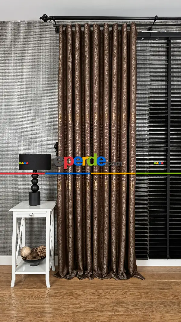 Kahverengi Altın, Kazayağı Desenli Jakar Dokuma Fon Perde