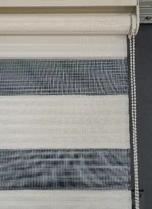 Krem Rengi Yüksek Kalite Pliseli Zebra