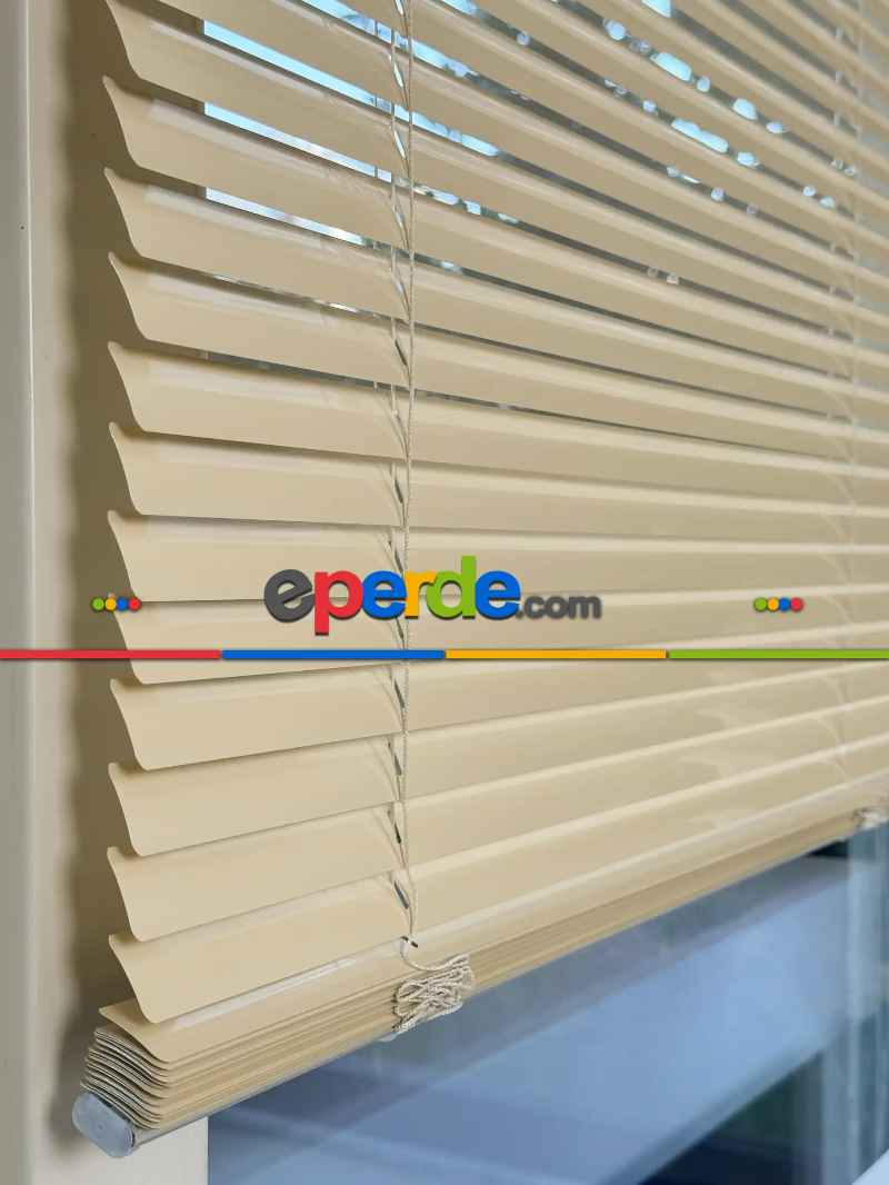 Hazır Ölçülü Kampanyalı Krem Alüminyum Jaluzi Perde 130cm X 140cm 