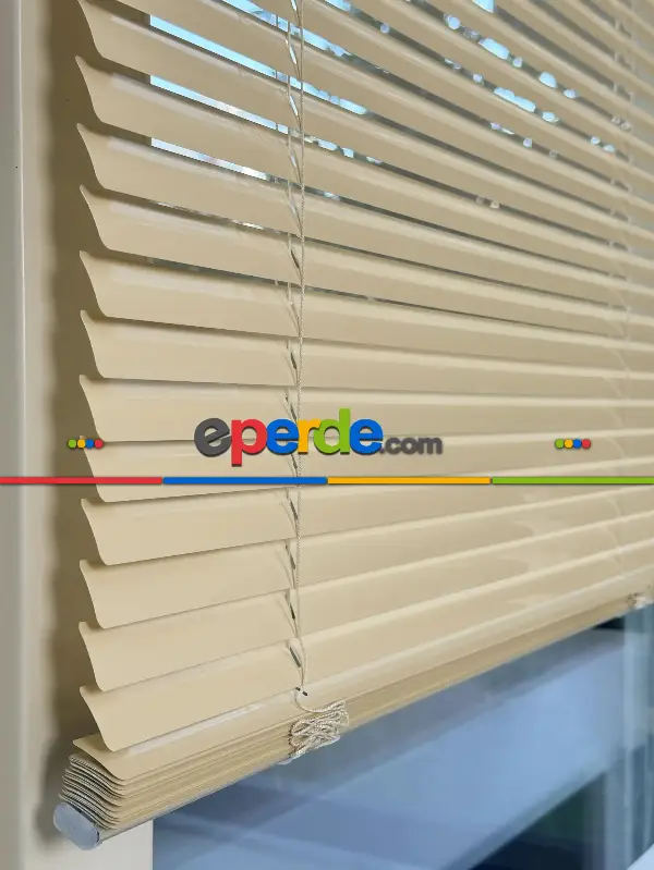 Hazır Ölçülü Kampanyalı Krem Alüminyum Jaluzi Perde 130cm X 140cm 