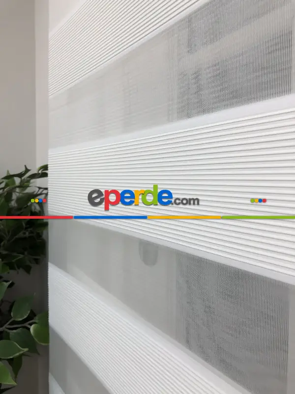 Ekru Renk, Yüksek Kalite İnce Plise Zebra Perde - Kornişe Kolay Montaj Ayağı Seçenekli - Standart Metal Kasalı
