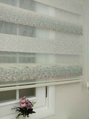 Renk Geçişli Bambu Jakar Zebra Perde- Krem-mavi Açık-kahve