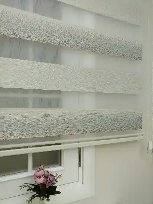 Renk Geçişli Bambu Jakar Zebra Perde- Krem-mavi Açık-kahve