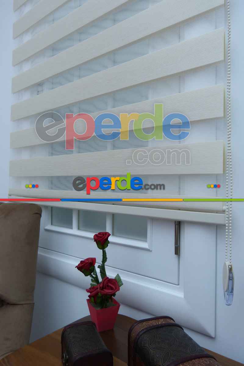 New Krem Düz Bambu Zebra Perde- Krem Açık