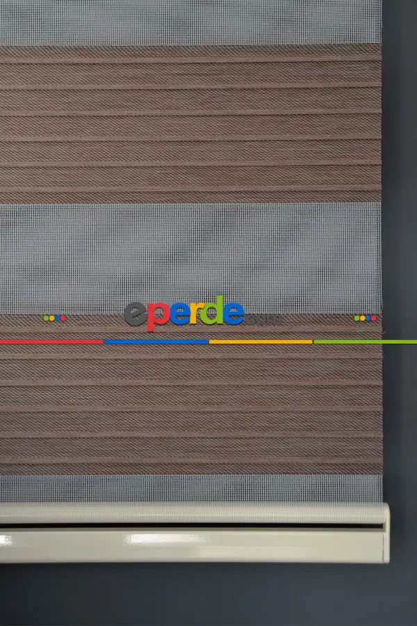 Salon - Halim Perdesan Kb-06 Koyu Kahverengi Renk Etekli Veya Eteksiz Karartma Zebra Stor Perde