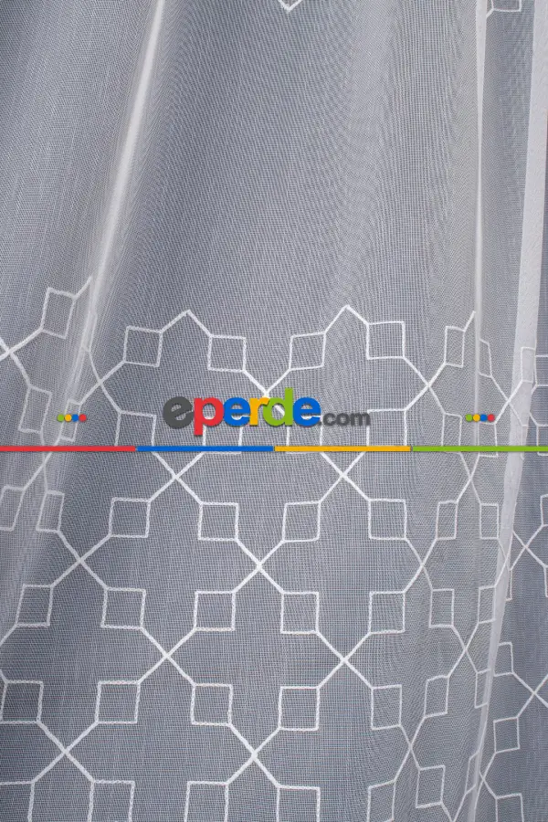 Geometri Nakış İşlemeli Tül Perde