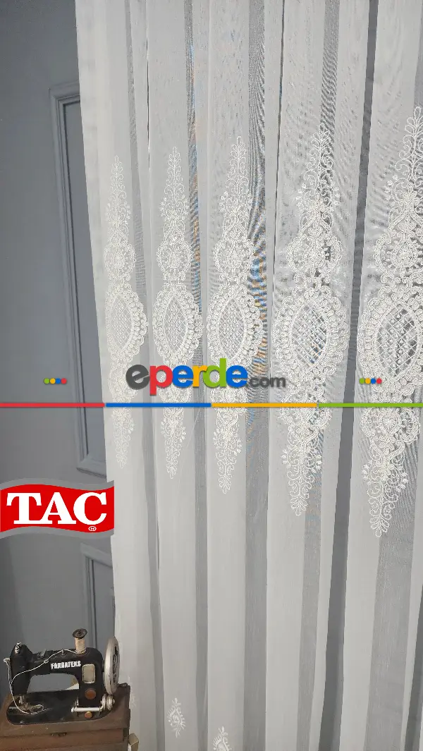 Taç Nakışlı Kort Damask Salon Model Tarz Tasarım Ultra Exculusive