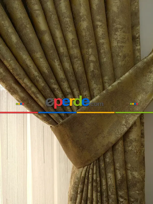 Patinedesenli Mat Sütlü Kahve Renk Jakar Desenli Fon Perde- Açık Camel