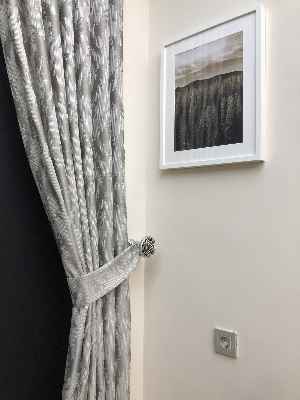 Salon Perdesi - Açık Gri Desenli Jakar Fon Perde (geniş En:280 Kumaş)- Gri Açık