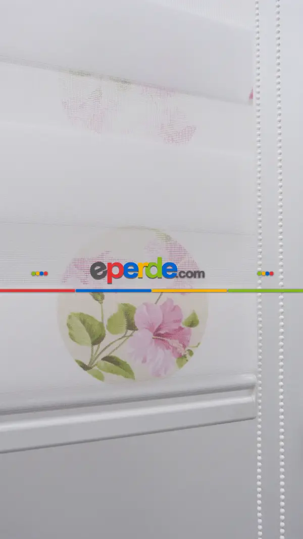 Çiçekli Desen Zebra Perde- Pembe-beyaz Buz Beyazı