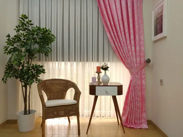 Pembe Renk Jakar Desenli Fon Perde- Şeker Pembe