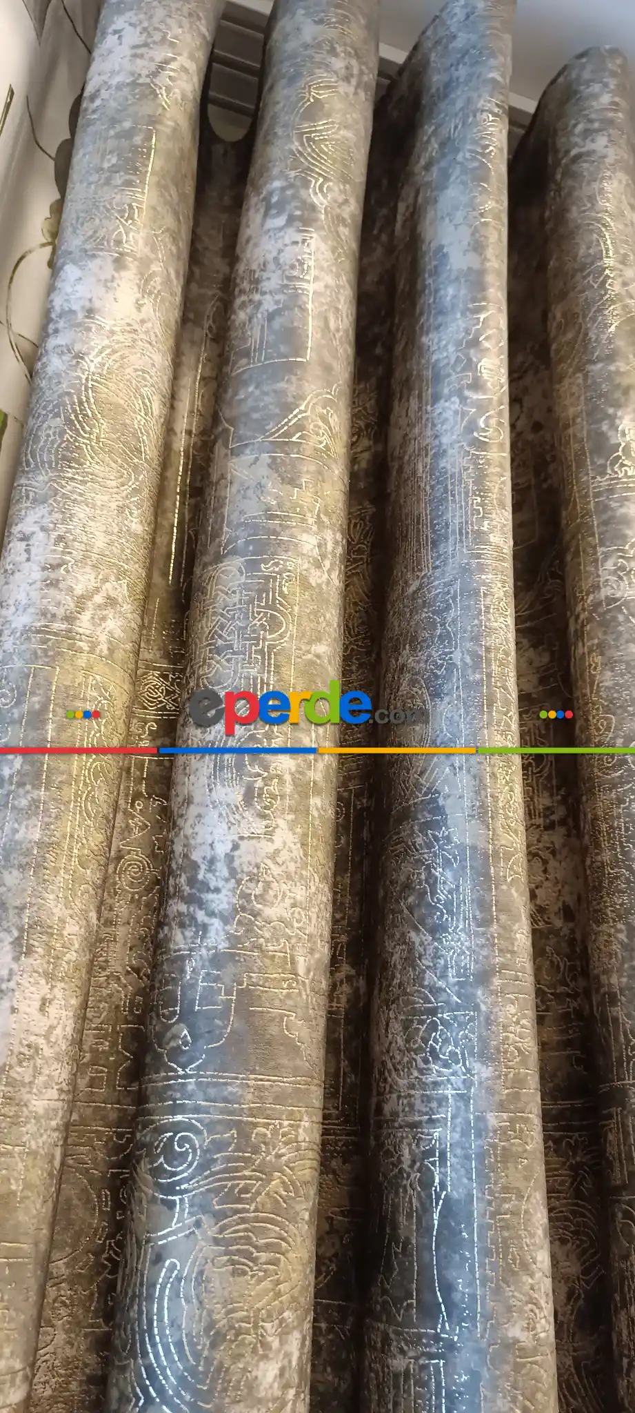 Modern Desenli Fon Perde İthal Kadife