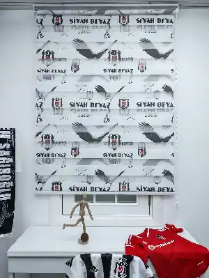 Genç Odası - Zebra Perde- Dijital Taraftar Baskılı Beşiktaş Zebra Perde- Siyah-beyaz