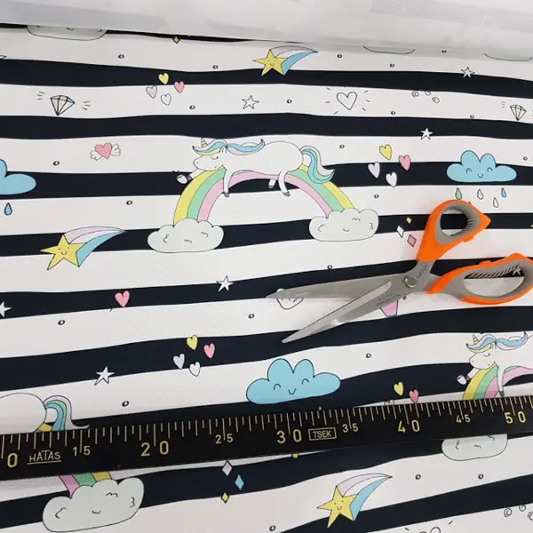 Çocuk Odası Fon - Siyah Beyaz Unicorn Desenli Fon Perde Evm579 Kumaşı Kalındır Duck Bezi Değildir- Siyah