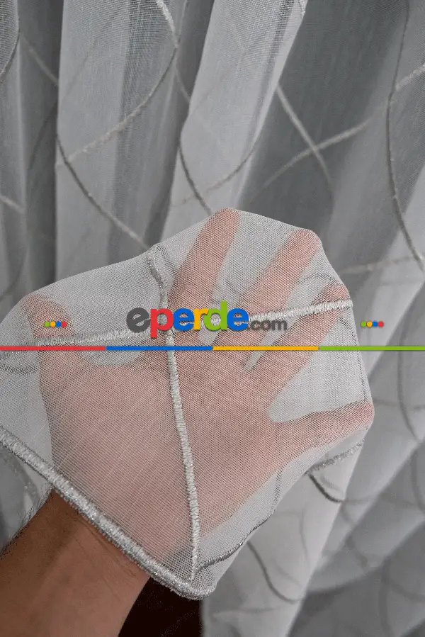 Salon - Geometik Desenli Tül Perde - Ekru - Gümüş