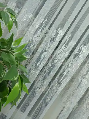 Ağaç Kabuğu Desenli Kabartma Nakış İşlemeli Tül Perde- Krem-ekru