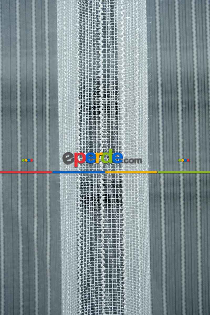 Oturma Odası - Çizgili Sim Detaylı Parlak Işıltılı Çizgi Burgu Desen Tül Perde