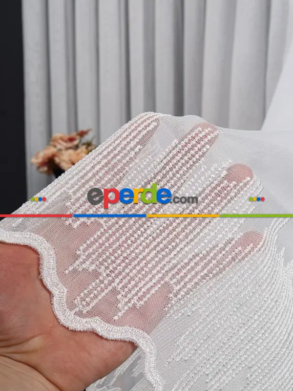 Etek Ucu Nakış İşlemeli Tül Perde