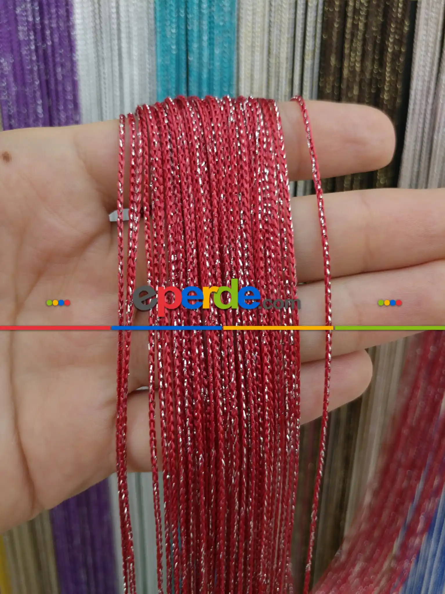 Kırmızı Rengi İp Perde İnce Zincir Simli Serisi- Kırmızı-gümüş