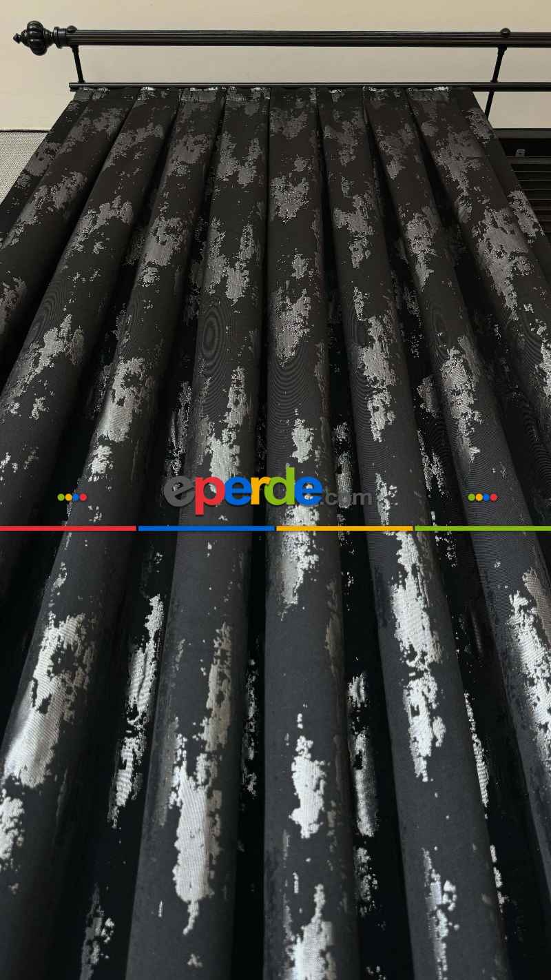 Qashe Marka Siyah Gümüş Fon Perde, Patine Desenli Jakar Dokuma Fon Perde - Ağır Gramajlı Premium Seri