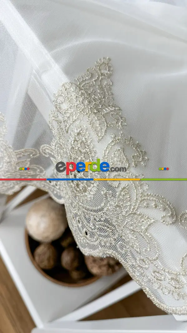 Ekru Açık Altın Etek Ucu Özel İplik Damask Brode İşlemeli Tül Perde - Ağır Gramajlı Premium Nakışlı