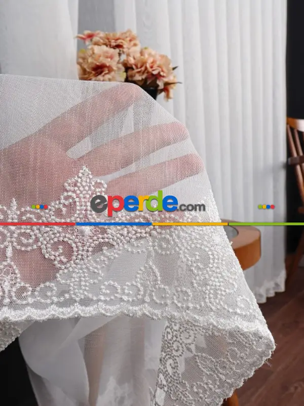 Etek Ucu Nakış İşlemeli Tül Perde