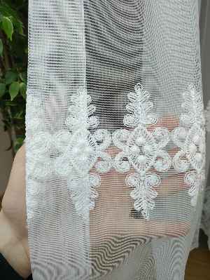 Favori Brode Perde 5 Yıl Kullanım Garantili Zemin, 679- Ekru