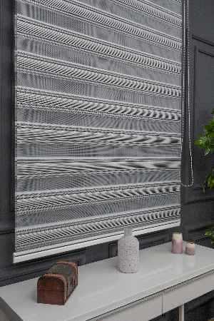 Zebra Perde - Yarım Pilise - Gümüş Simli Renk Geçişli Zebra Perde