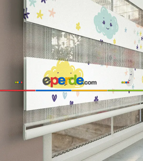 Bulut Desenli Baskılı Zebra Perde- Çok Renkli