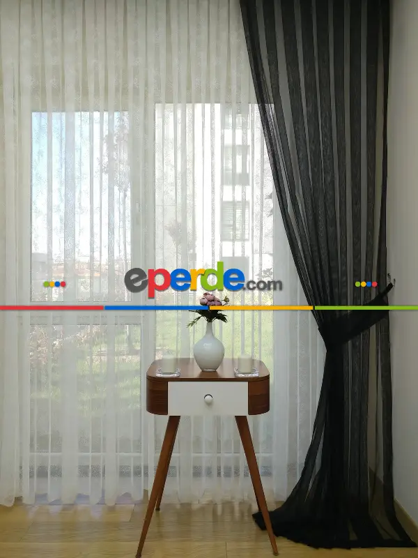 Armür Dokuma Düz Fon Perde- Siyah