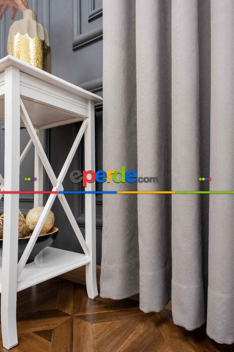 Oturma Odası 2025 Trend Gri Özel Dokulu Ve Işıltılı Fon Perde