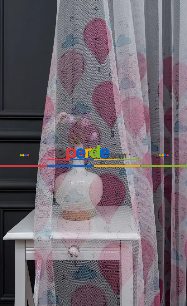 Hazır Ölçülü Petek Zemin Pembe Ve Mavi Renkli Balon Ve Bulut Desenli Grek Baskılı Tül Perde 190cm X 255cm 