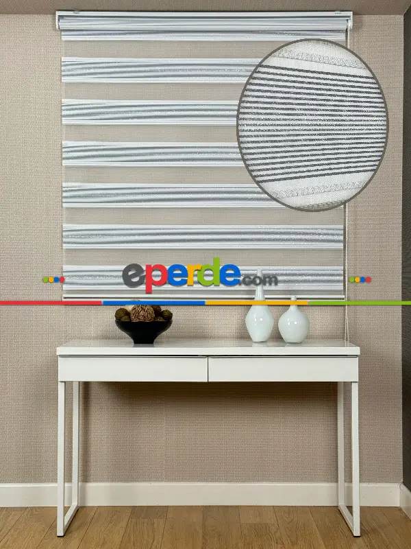 Yatak Odası Gri Gümüş Simli Çizgili Jakar Dokuma Zebra Perde, Standart Metal Kasalı Yüksek Kalite Kornişe Kolay Montaj Seçenekli