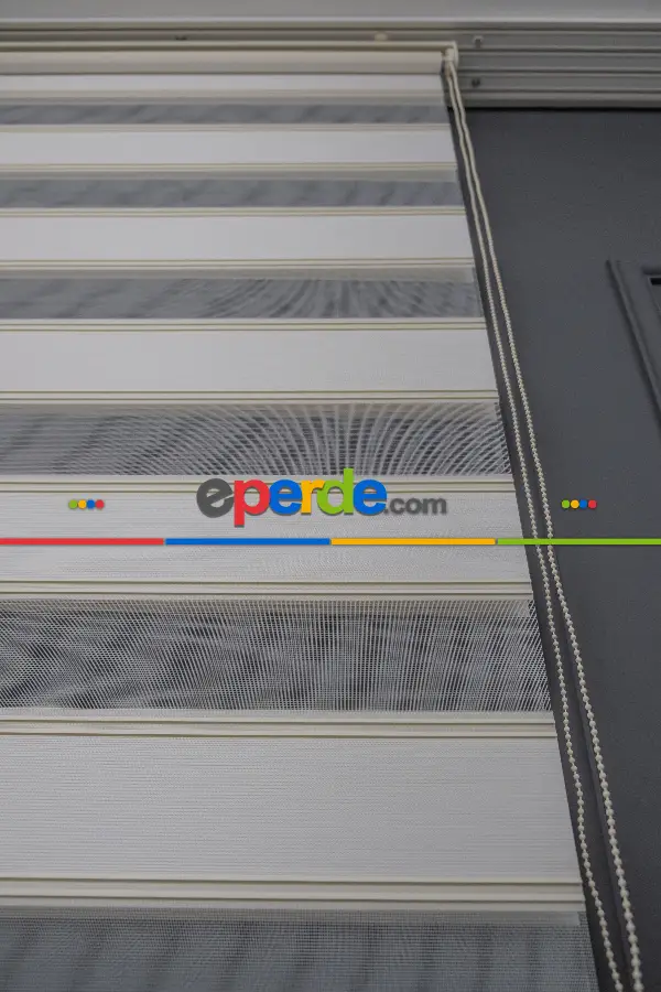 Mutfak- Zebra Perde - Yarım Plise - Geniş Palet Zebra Perde