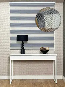 Gri Mikro Sık Pliseli Zebra Perde, Standart Metal Kasalı Yüksek Kalite Kornişe Kolay Montaj Seçenekli