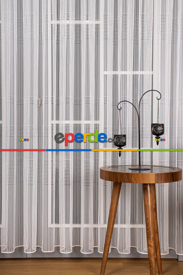 Yatak Odası - Zincir Çizgili Tül Perde Ekru Renk Kırık Beyaz- Ekru