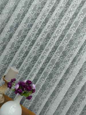 Zarif Sarmaşık Desenli Dantel Örme Tül Perde- Ekru