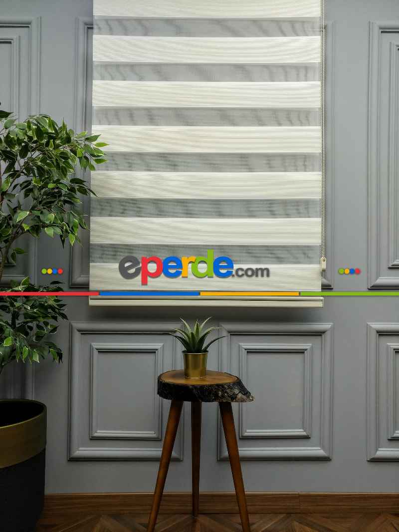 Mutfak Zebra Perde - Krem Renk, Yüksek Kalite İnce Plise Zebra Perde - Kornişe Kolay Montaj Ayağı Seçenekli - Standart Metal Kasalı