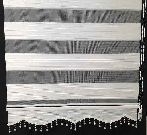 Brillant İnci Boncuklu Zebra Perde- Beyaz-krem