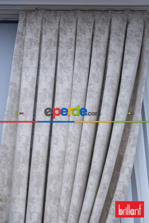 Patinedesenli Brillant Jakar Desen Fon Perde (dökümlü Fon )- Kum Beji