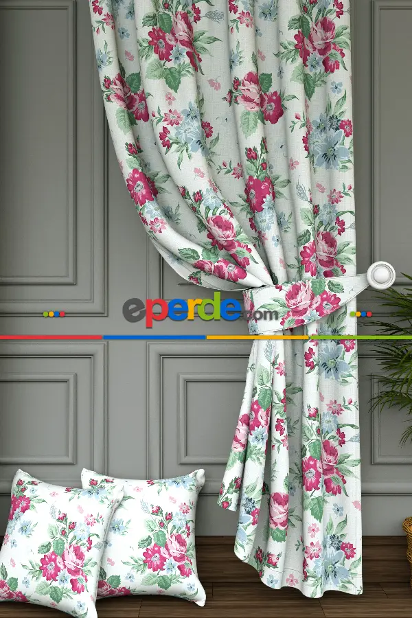 Rengarenk Çiçek Baskılı Fon Perde