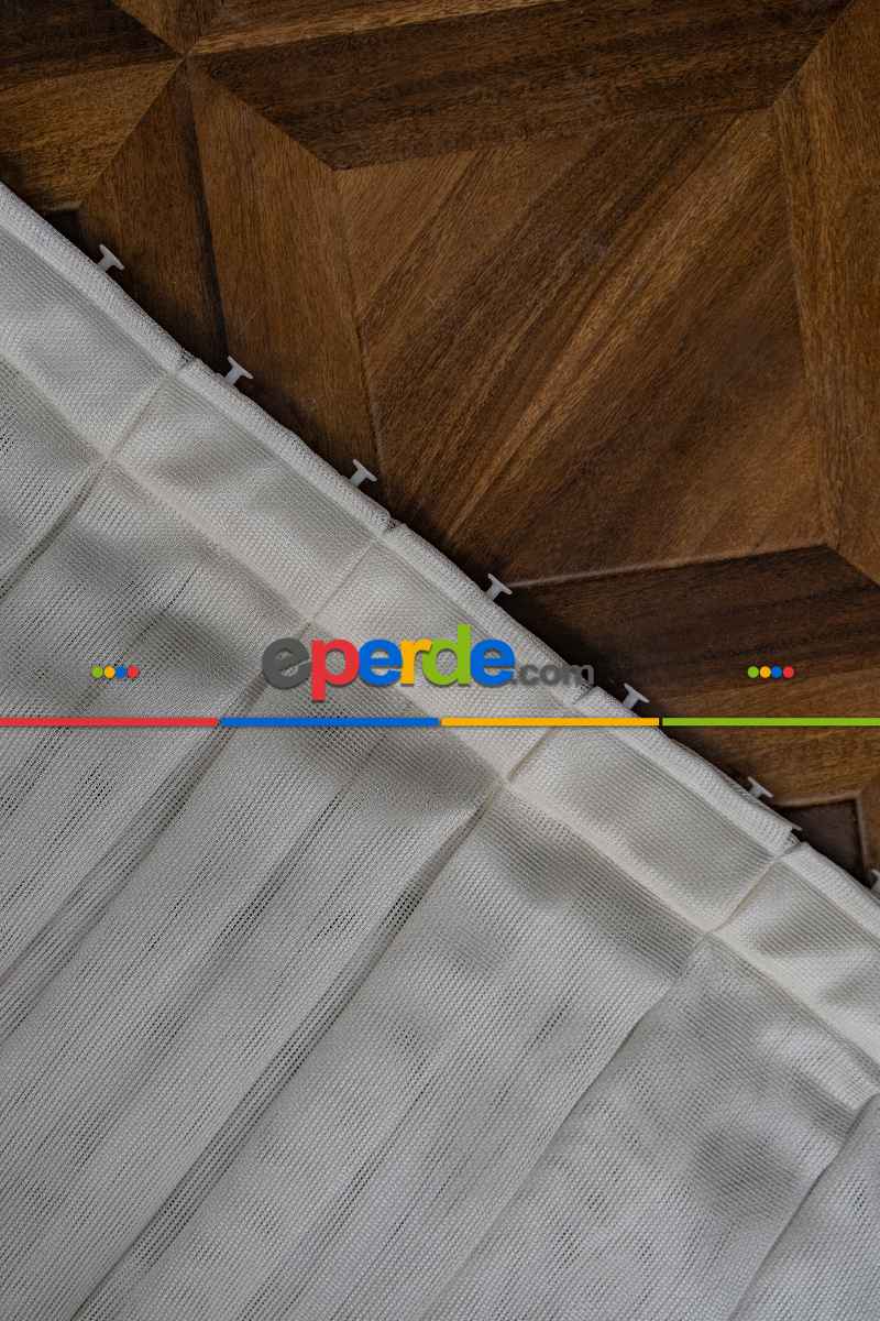 Salon Tül - Krem Renkli Kedi Tırmalamalarına Dayanaklı Tül Perde