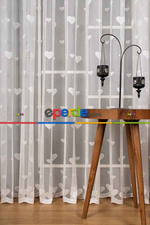 Genç Ve Çocuk Odası Kalp Desenli Tül Perde