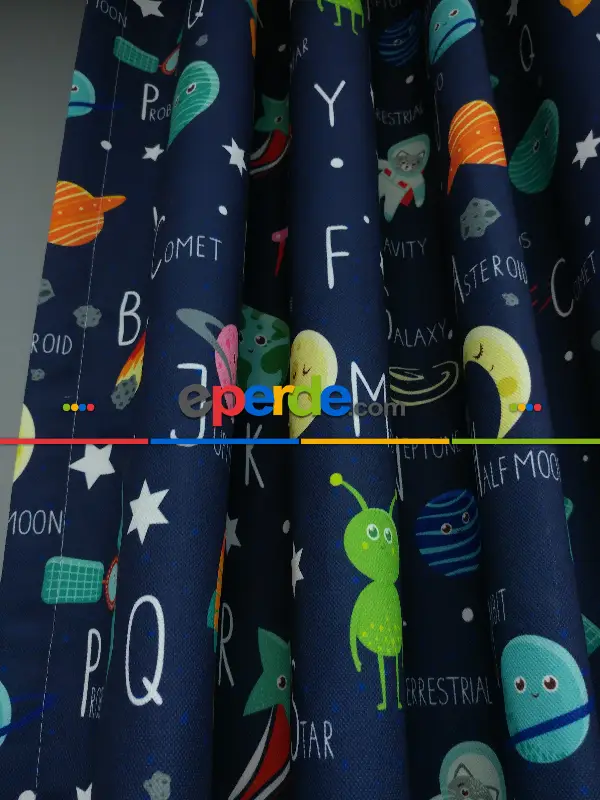 Uzay Desenli Fon Perde Evm833 Kumaşı Kalındır Duck Bezi Değildir- Mavi-Beyaz-Pembe Koyu