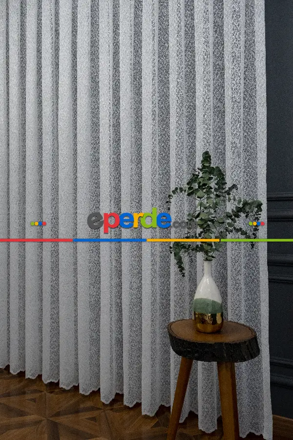 Taç İlizyon Model Tasarim Yeni Moda Tasarım Beyaz Renk Tül Ütü İstemez