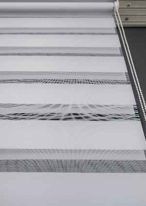 Yüksek Kalite Alüminyum Malzeme, Beyaz Renk Zebra