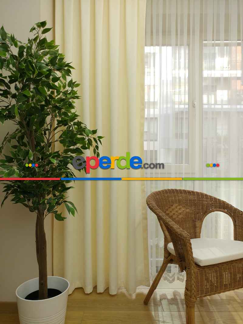 Krem Düz Fon Perde - Krem