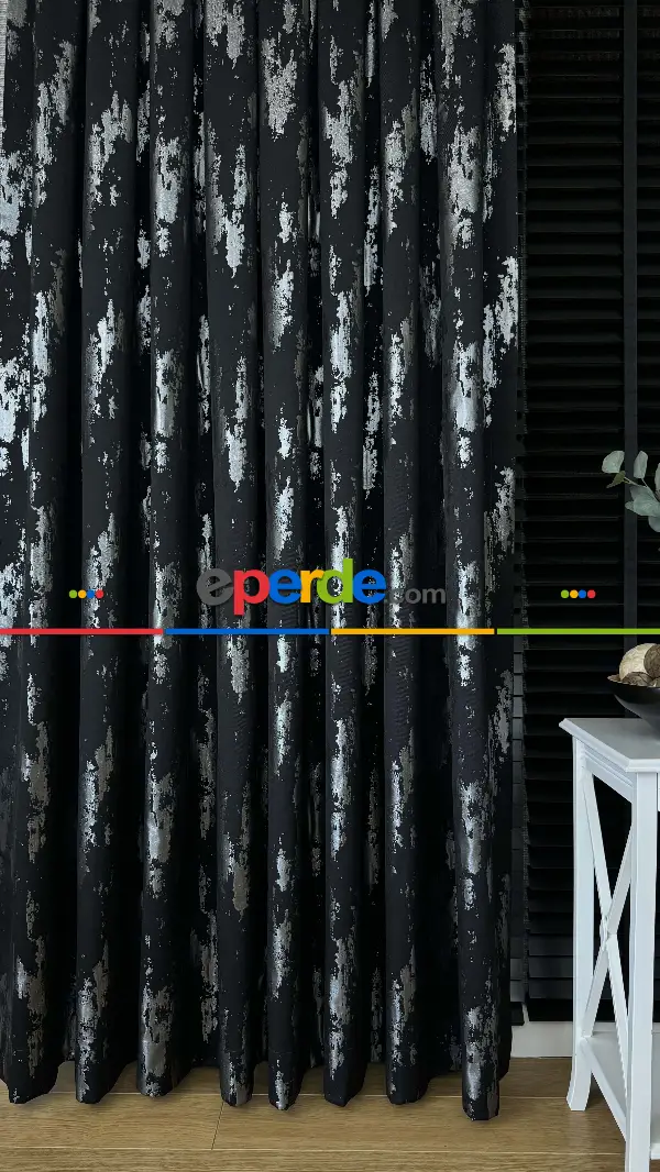 Qashe Marka Siyah Gümüş Fon Perde, Patine Desenli Jakar Dokuma Fon Perde - Ağır Gramajlı Premium Seri